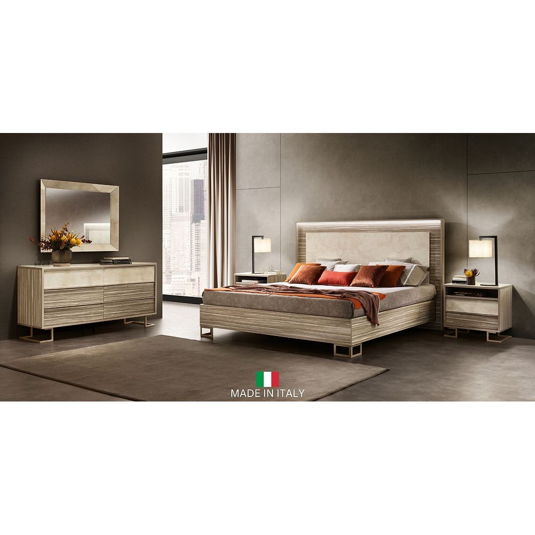 Luce Collection